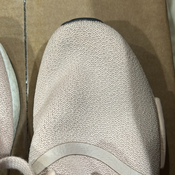 Adidas Pink Sneakers with White Stripes and Adidas drawstring dust bag - Picture 5 of 8